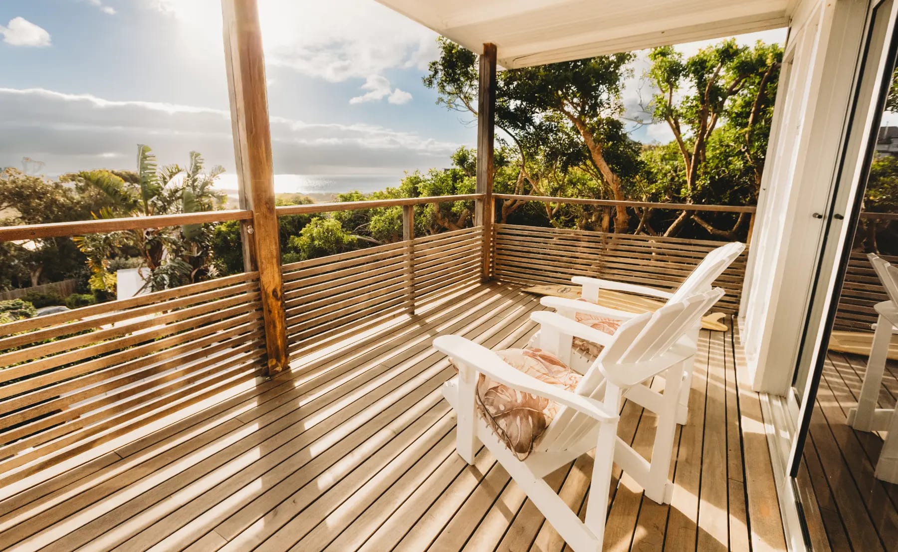 19 Hilltop Balcony
